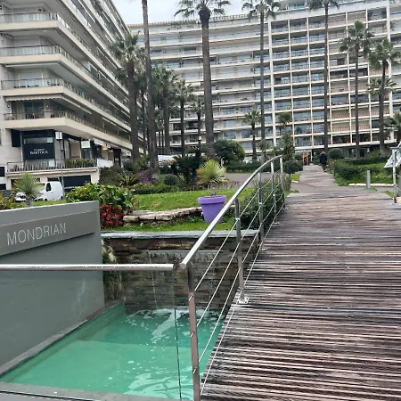 Azur Evasion Meuble Classe 3 Etoiles Croisette Festival Grand Cannes